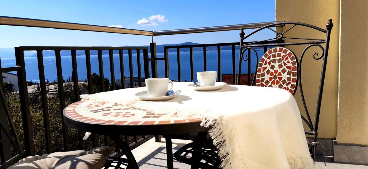 Apartment Port View Криквеница Екстериор снимка