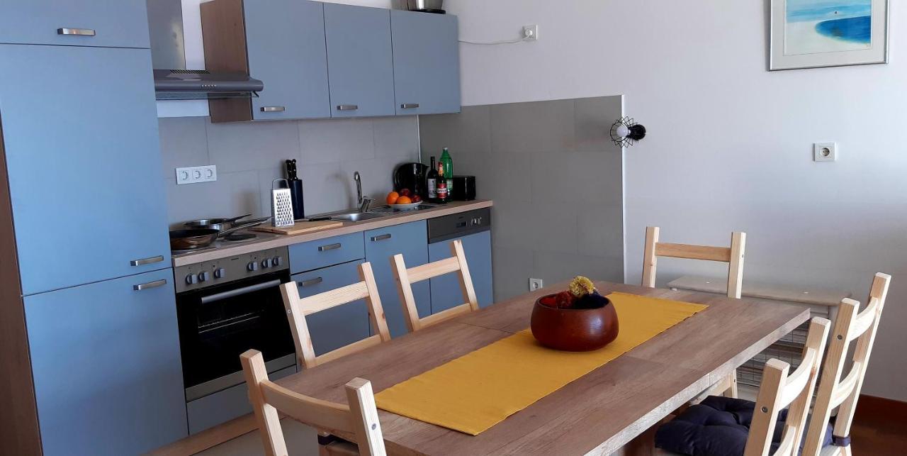 Apartment Port View Криквеница Екстериор снимка